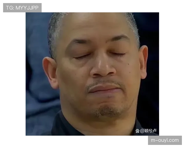 消息源：快船主帅泰伦·卢与球队达成一份多年的续约合同